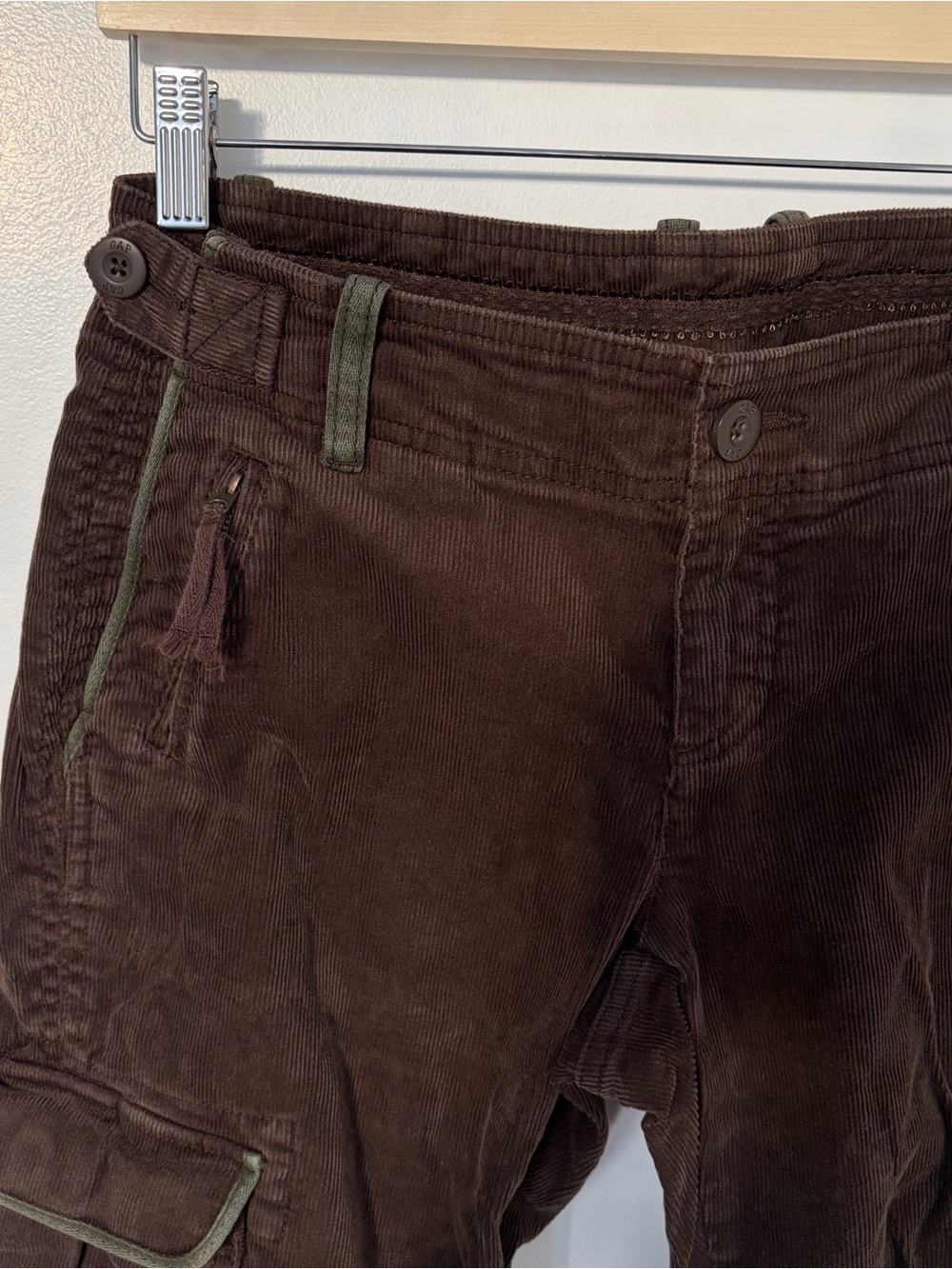 Gap Corduroy Cargo Capris Pants - Picture 3 of 9